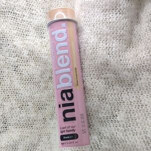 toyfactory Niablend Serum Concealer in L1(Light), 10ml/0.34fl oz